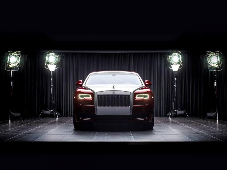  Rolls-Royce Ghost Red Diamond 2015 года  (фото 2 из 6)